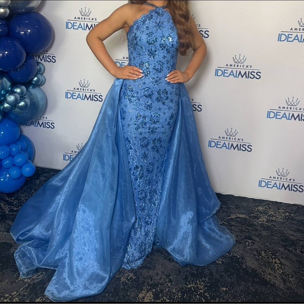 Blue Johnathan Kayne Pageant gown size 4 excellent condition